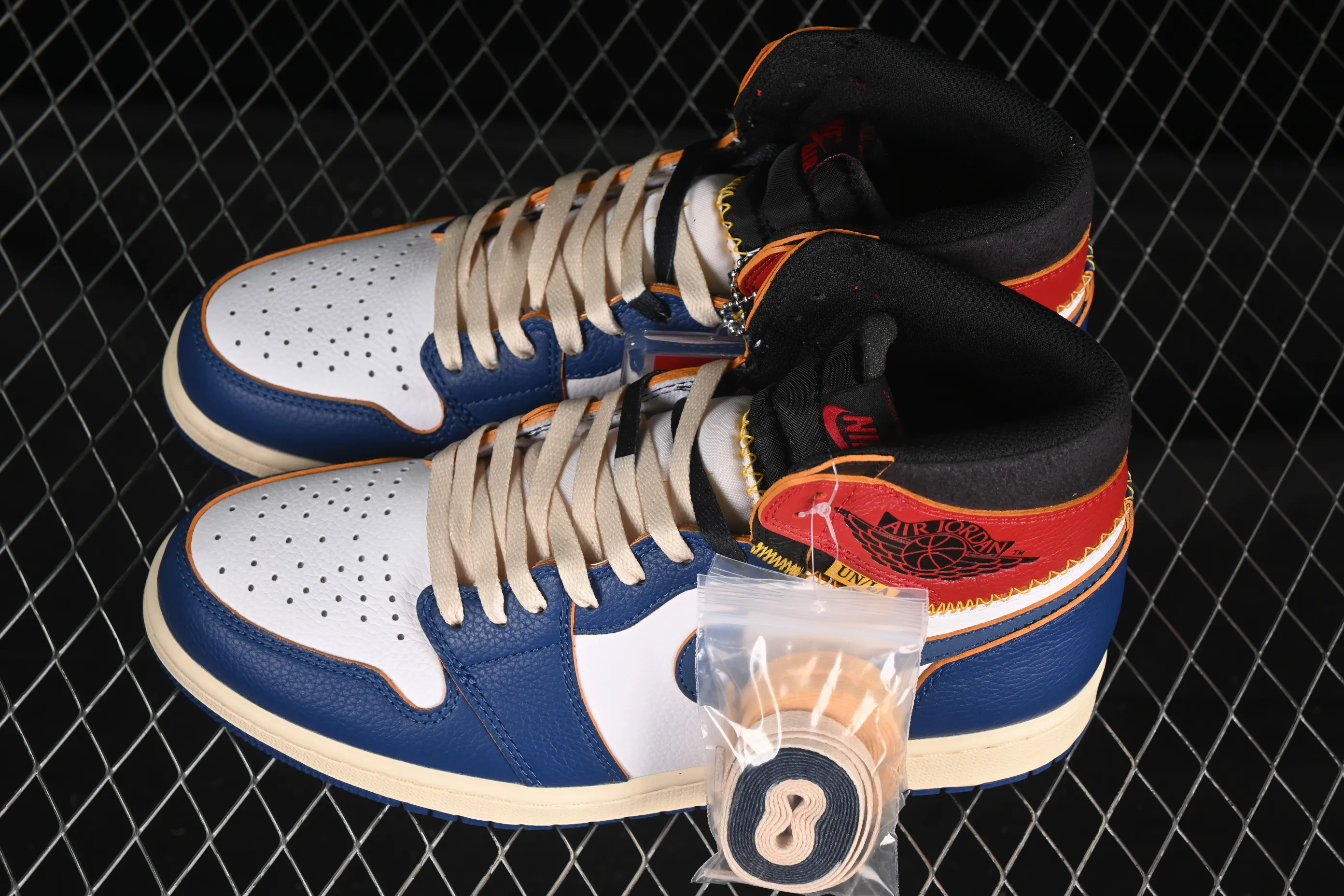 All categories Air Jordan Jordan series basketball shoes Air Jordan 1 High foreign trade version Air Jordan 1 x Union AJ1 Joe 1 limited joint four-color deconstruction splicing basketball shoes BV1300-146